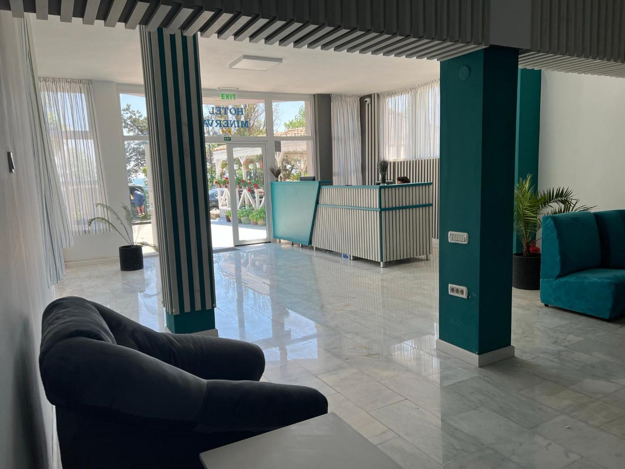 Minerva Hotel 2*